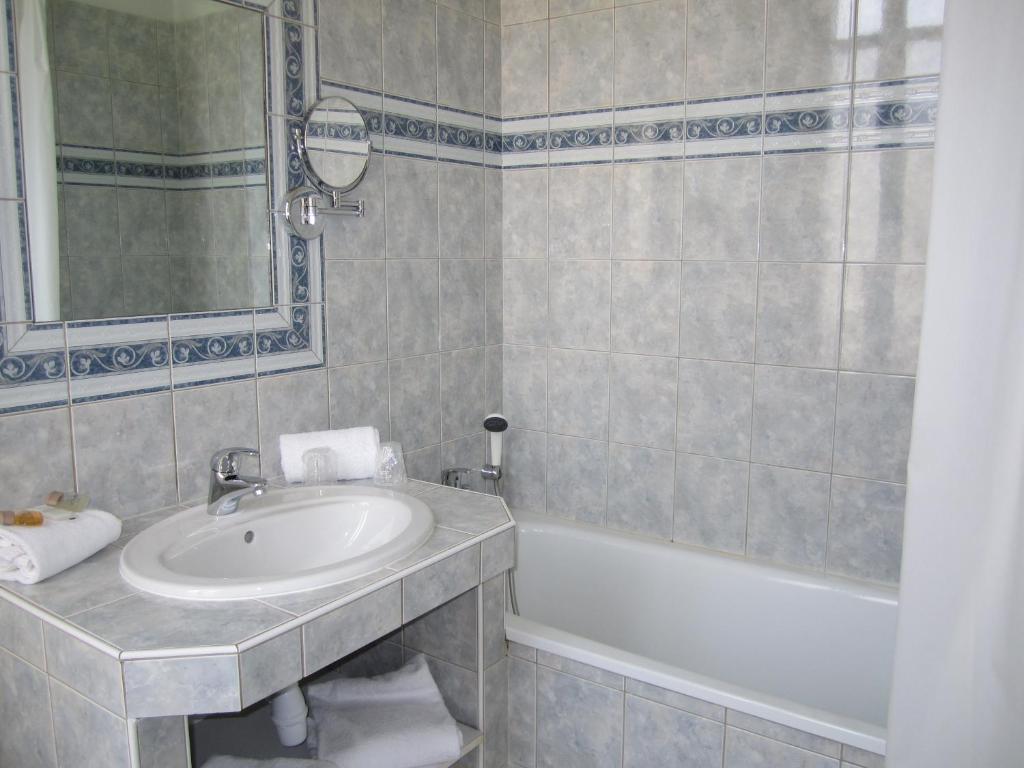 Hotel Arlequin Centre Historique Troyes Phòng bức ảnh