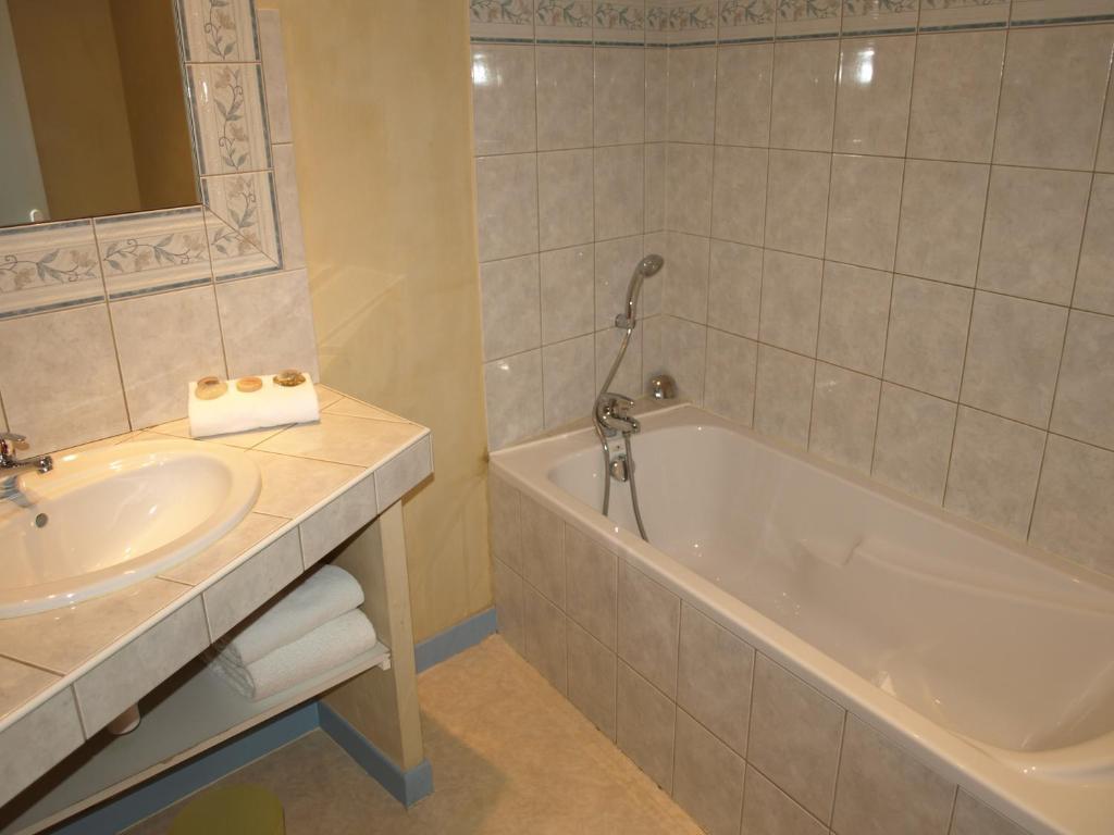 Hotel Arlequin Centre Historique Troyes Phòng bức ảnh