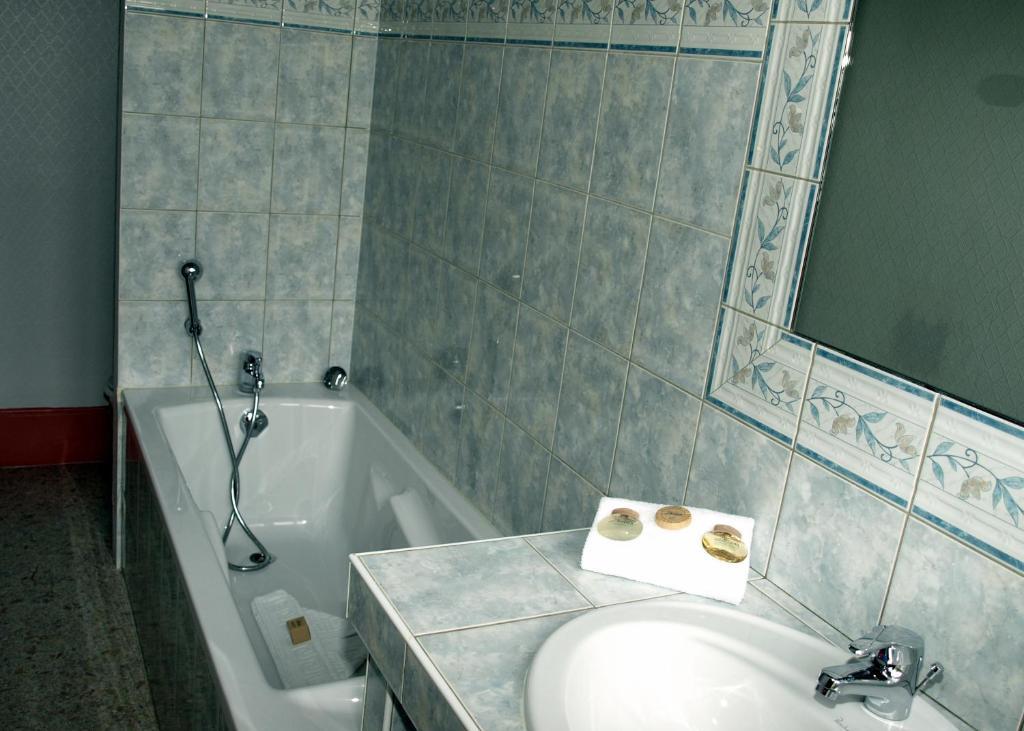 Hotel Arlequin Centre Historique Troyes Phòng bức ảnh